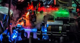 Laser spectroscopy of single molecules